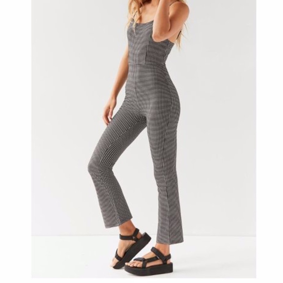 Urban Outfitters gingham jumpsuit NWT - Picture 2 of 8